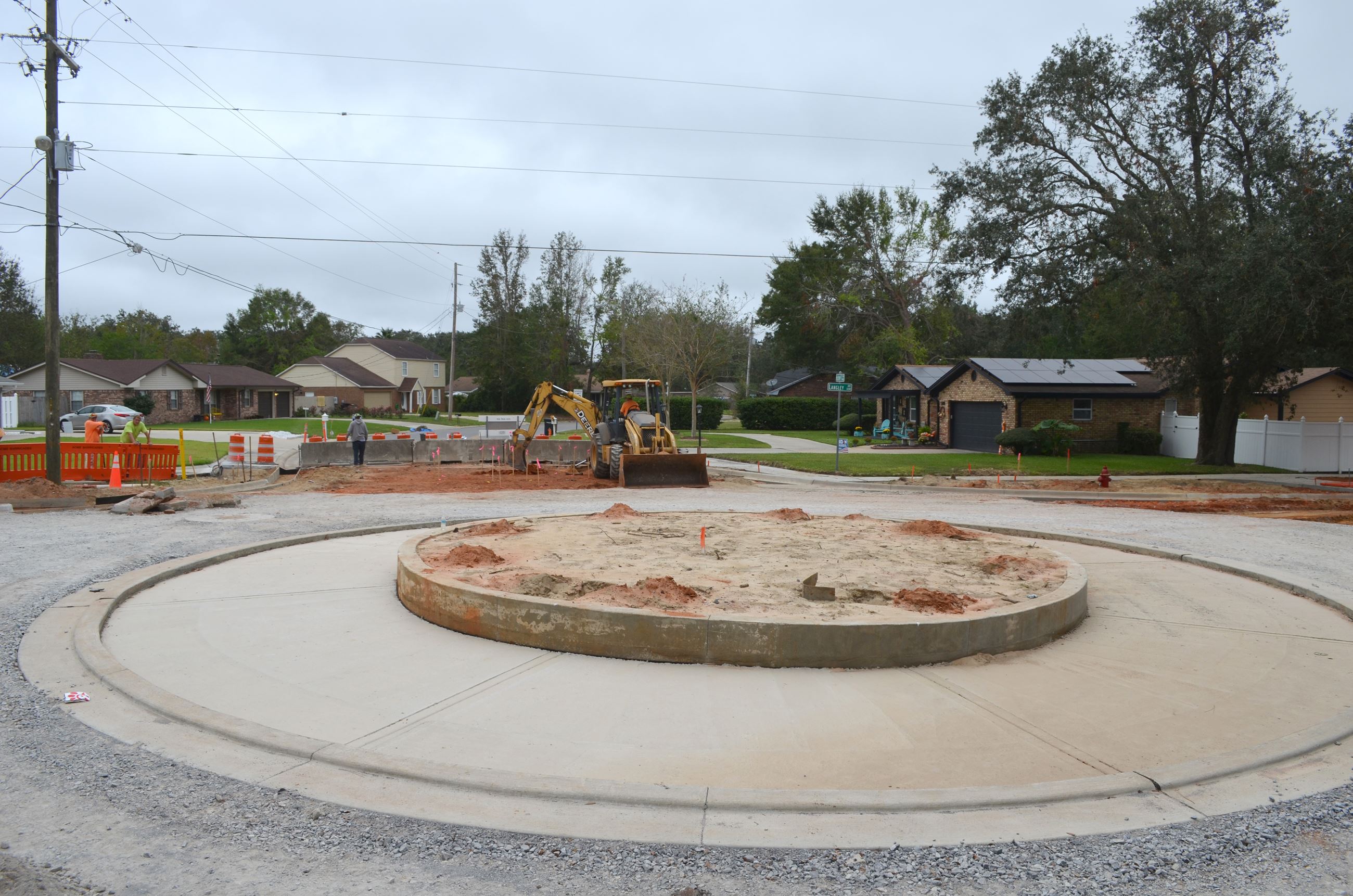 Langley Avenue roundabout construction