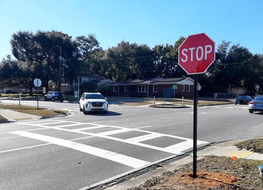 Langley Avenue stop signs