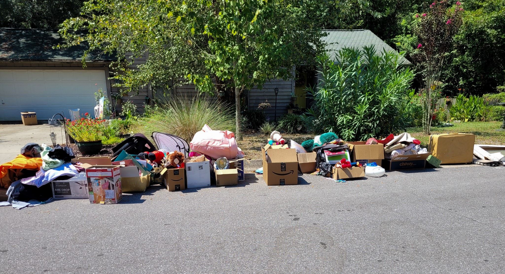 Neighborhood Cleanup August Curbside